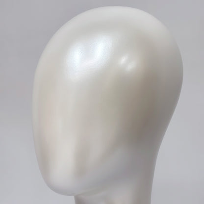 DE-LIANG Pearlescent Mannequin Head & Wooden Hand Display Set for Jewelry, Fashion & Retail