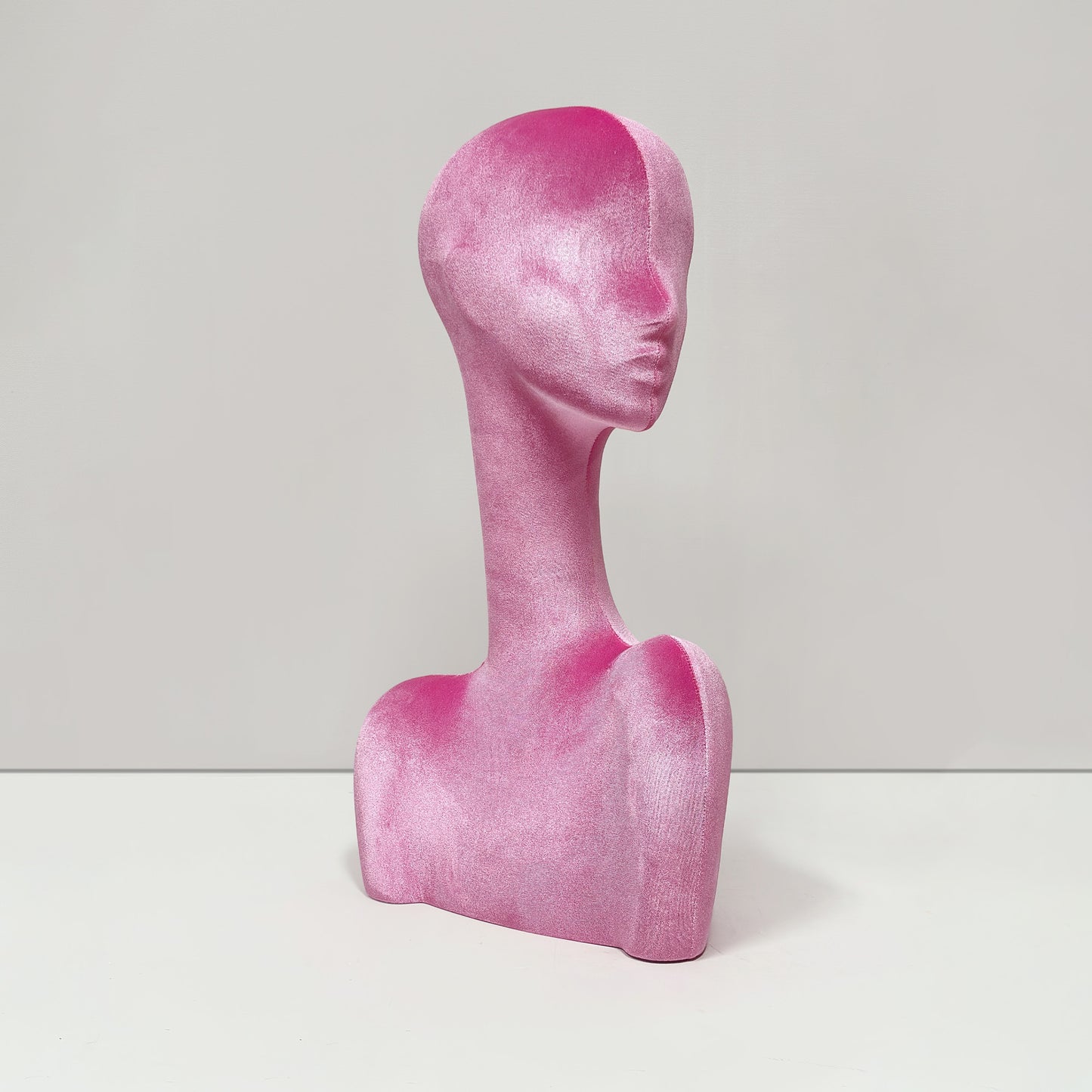 DE-LIANG Swan Neck Velvet Mannequin Head, Fiberglass Wig & Jewelry Display
