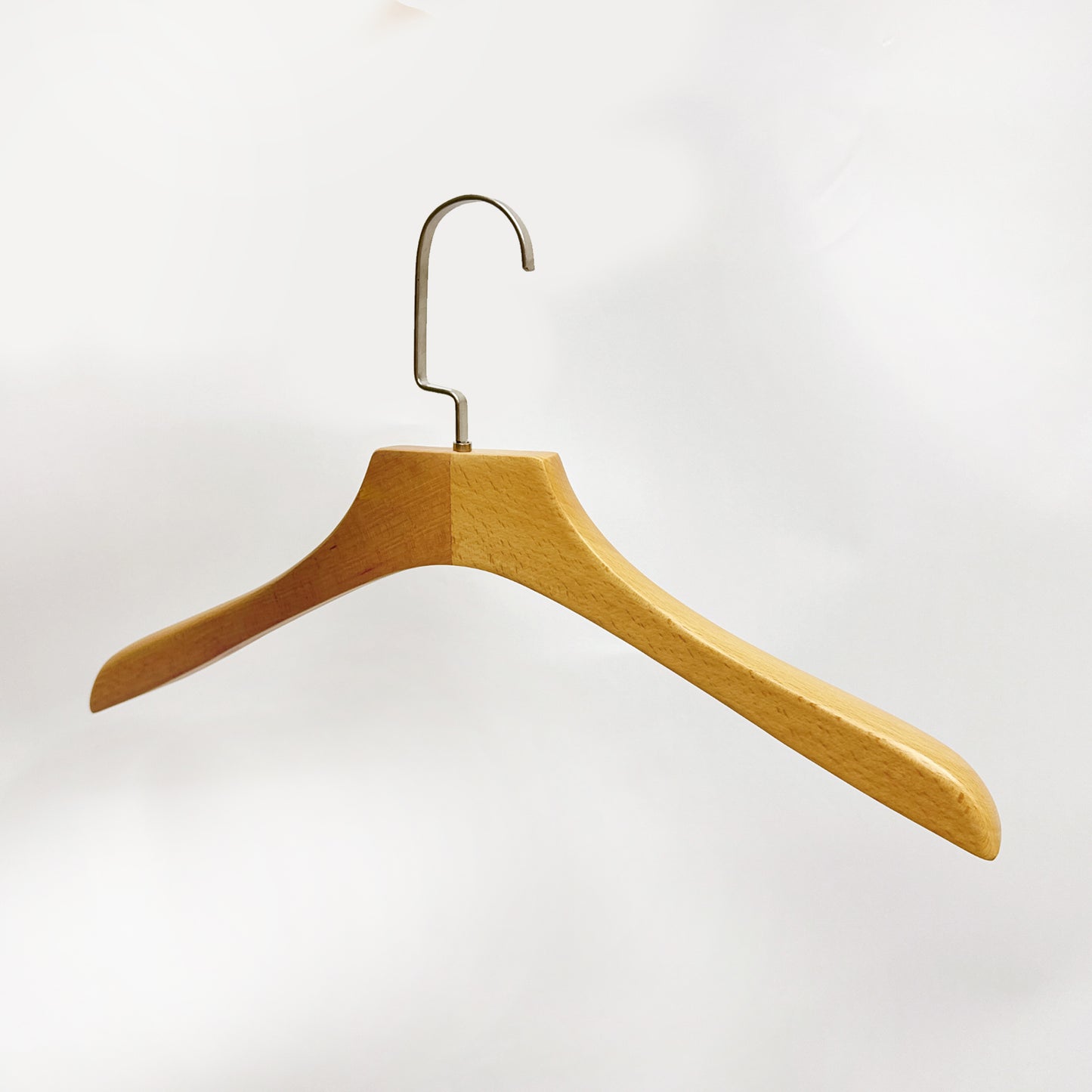 Quality Beech Wooden Hangers,40cm 43cm Knitwear coat pant wedding hanger Clothing Display Rack,Customize Logo Free, 50pcs per Box, Natural