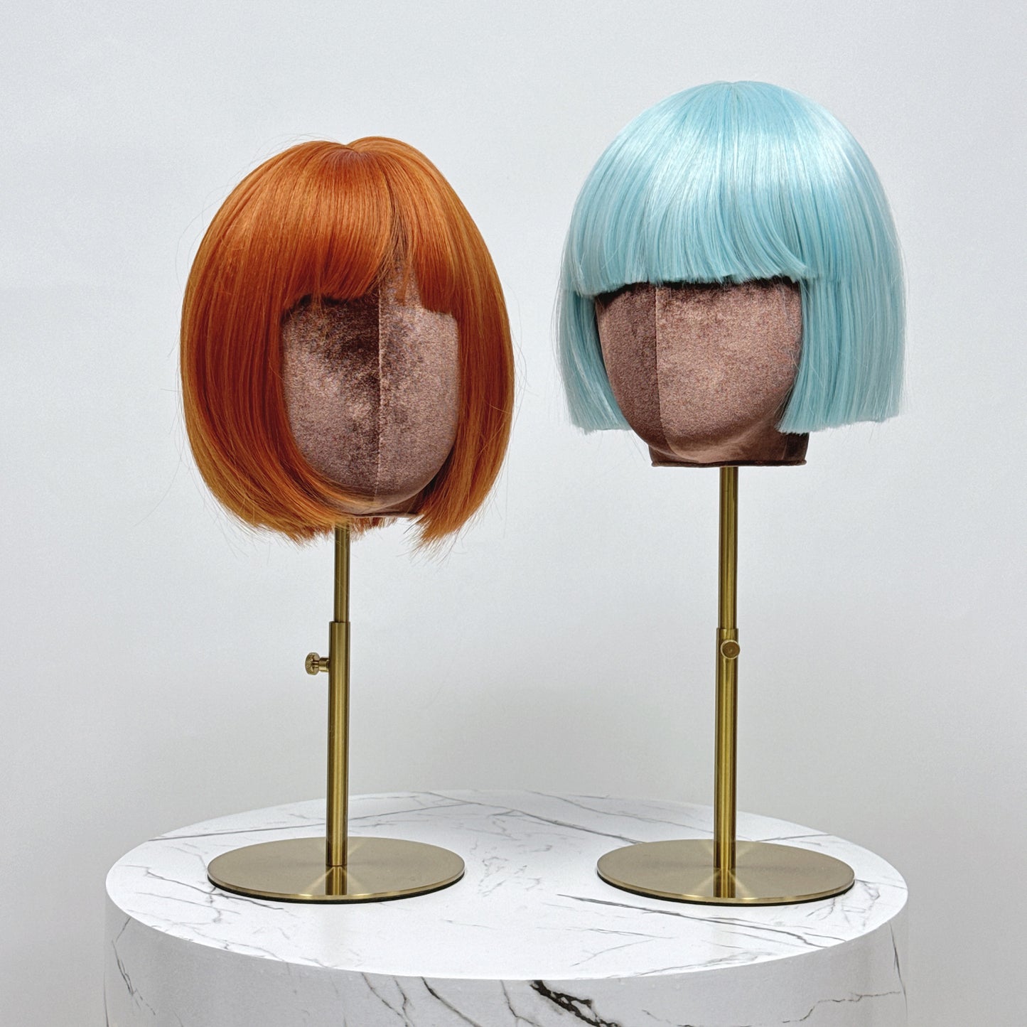 Adjustable head mannequin for wigs