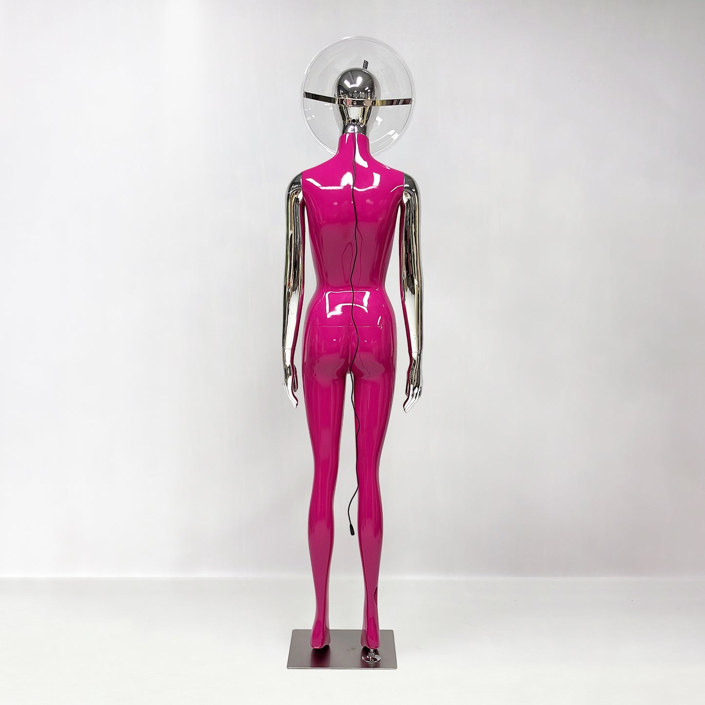 DE-LIANG 3D Holographic Female Mannequin with LED Bluetooth for Retail Window Display