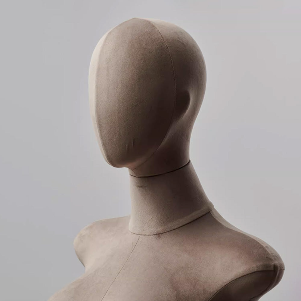 DE-LIANG Maniquí femenino de lujo de talla grande con brazos dorados, maniquí de torso de gamuza rosa, modelo de exhibición de torso de maniquí de talla grande