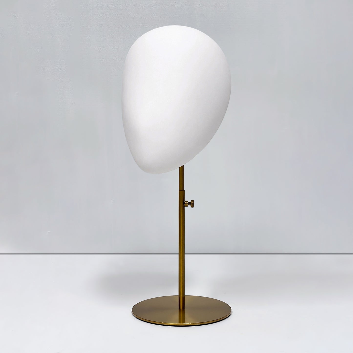 DE-LIANG Fiberglass Mannequin Head Stand for Hats & Wigs | Wood Grain & White