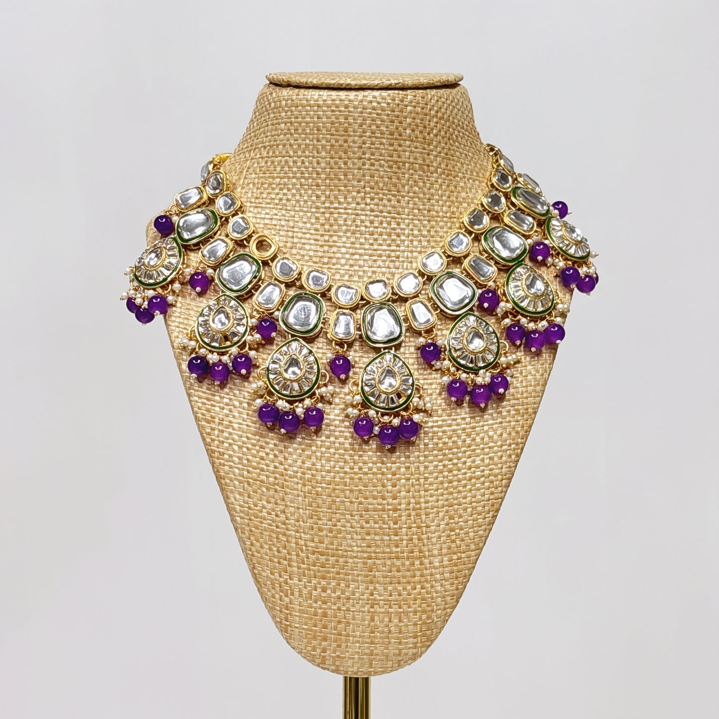 DE-LIANG Woven Rattan Necklace Bust & Hat Display Stand – For Jewelry and Hat Display