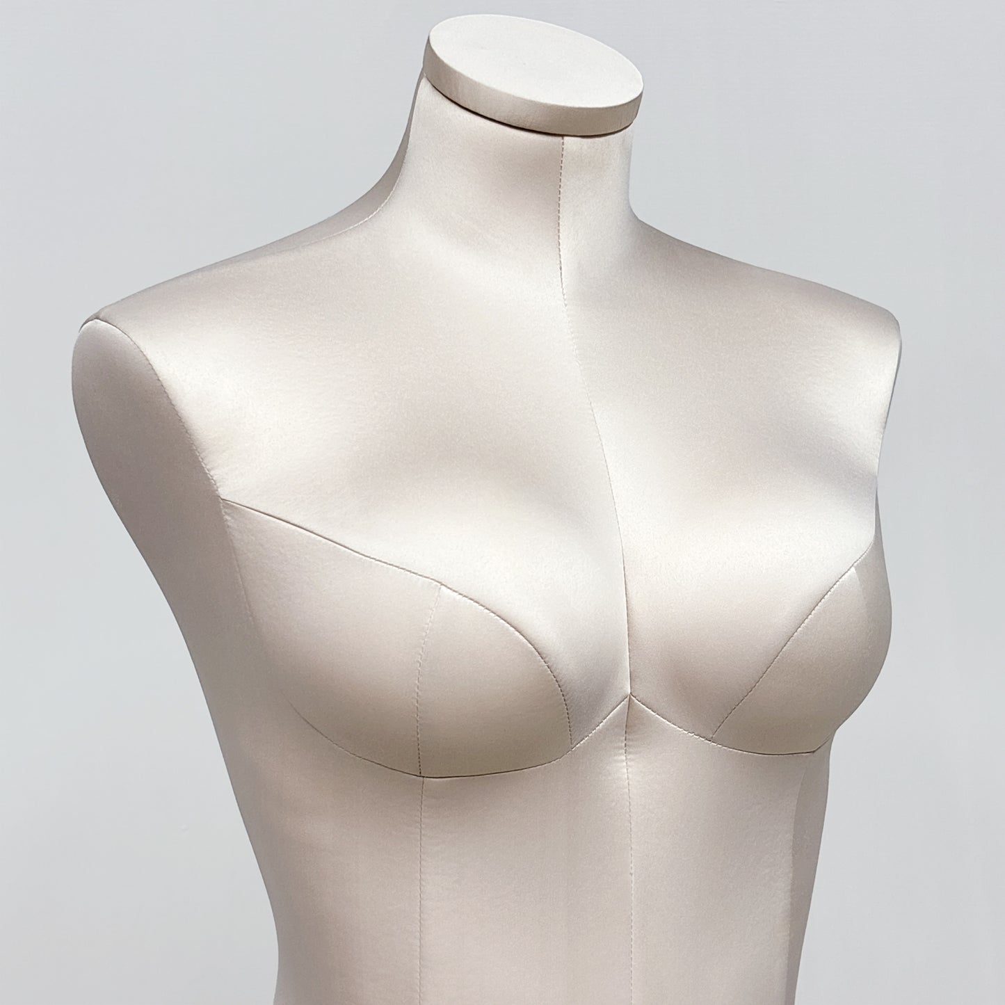 DE-LIANG Full Body Dress Form for Gowns & Pants | Soft Chest | Pinnable | 143cm