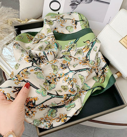DE-LINAG | Mannequin Decorative Satin Square Scarf 70x70cm | Display Accessory for Dress Forms