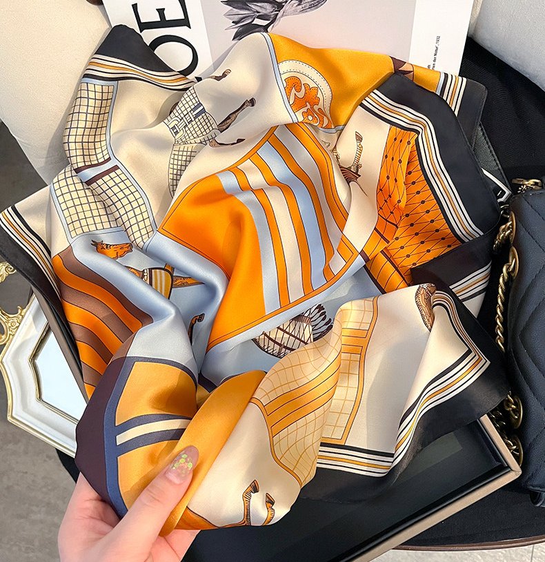DE-LINAG | Mannequin Decorative Satin Square Scarf 70x70cm | Display Accessory for Dress Forms