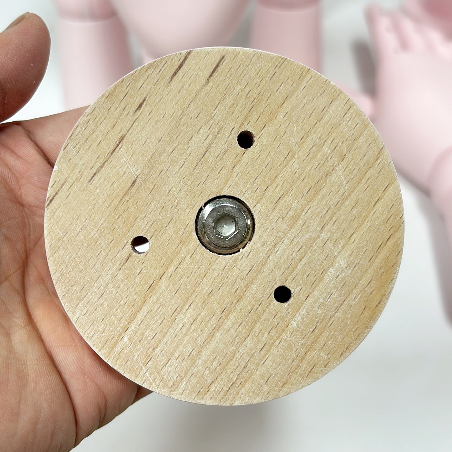DE-LIANG Wall Mount Mannequin Hand, Mechanical Wood Jewelry Display Stand for Boutiques