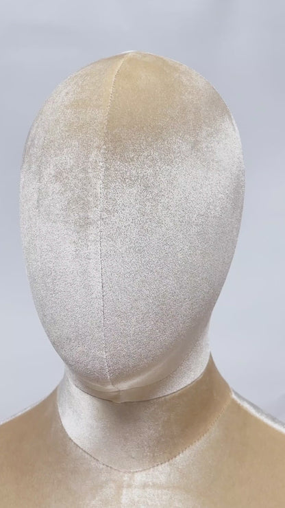 DE-LIANG Elegant Plus Size Female Mannequin with Wood Arms,Upper Velvet Body and Painted Legs,Women Dress Form,Window Display Troso with Silver Base