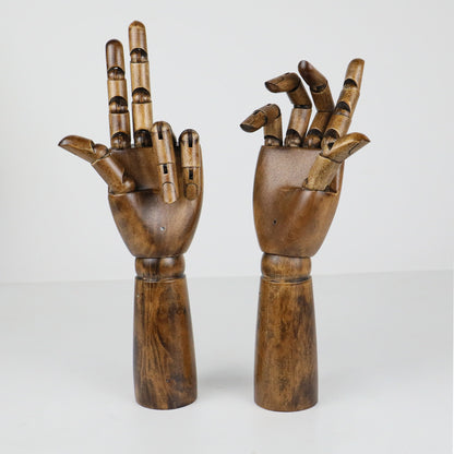 Left and Right Wooden Mannequin Hands for Nails Flexible Movable Fingers Manikin Arms,Jewelry Display Props Artist Model Hand mannequin DE-LIANG