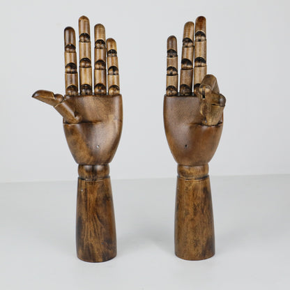 Left and Right Wooden Mannequin Hands for Nails Flexible Movable Fingers Manikin Arms,Jewelry Display Props Artist Model Hand mannequin DE-LIANG