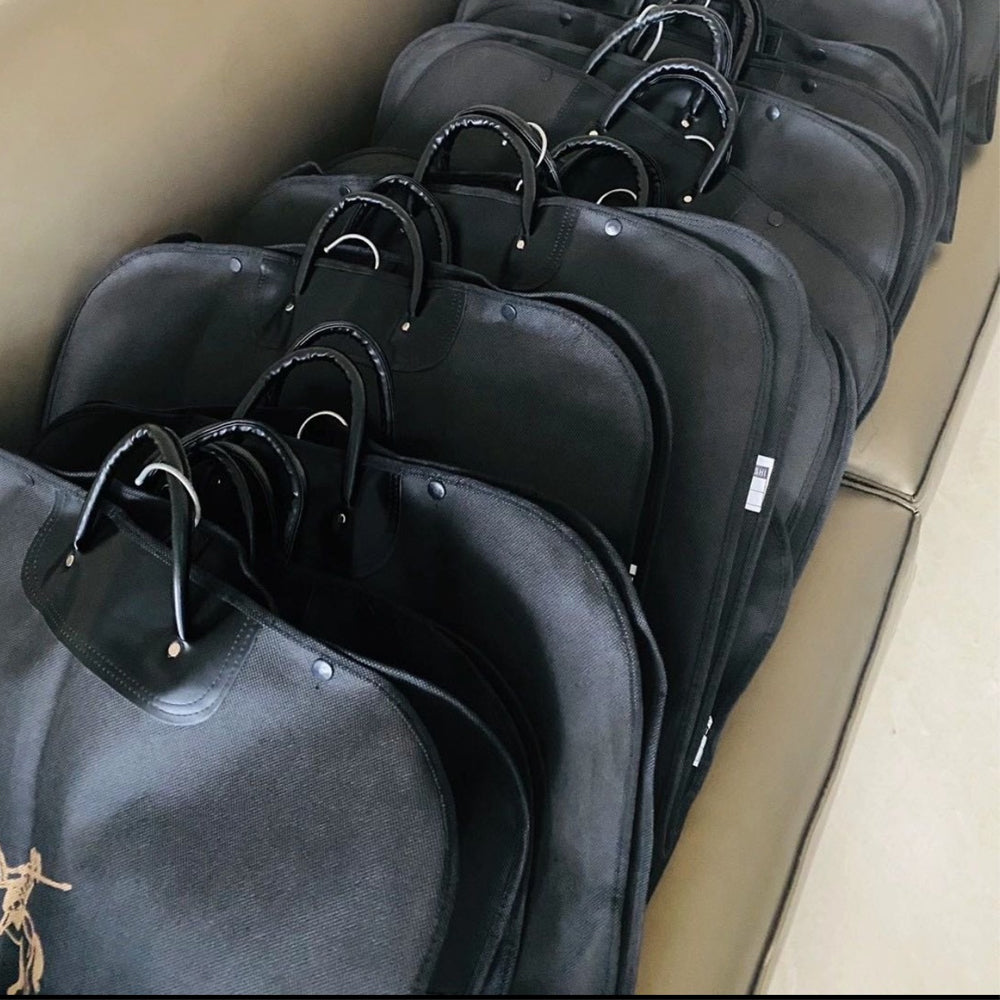 Fashion Black Suit Bag ,Portable Suit Dust Cover Travel Clothes Dust Bag, Suit Storage Bag Clothing Dust Cover